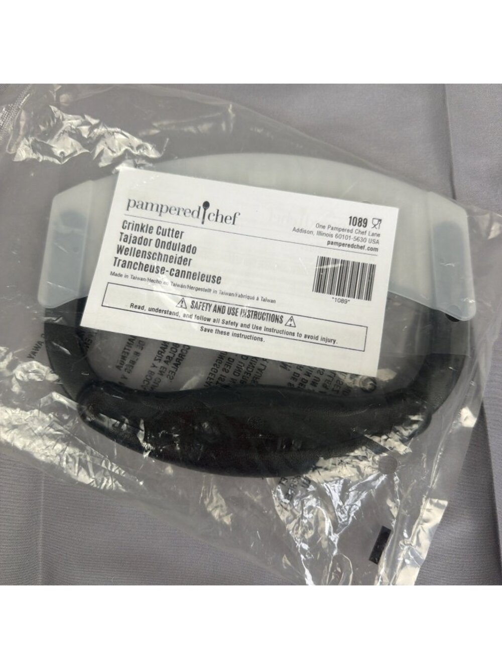 Pampered Chef Crinkle Cutter With Protective Cover #1089 New In Package Sealed